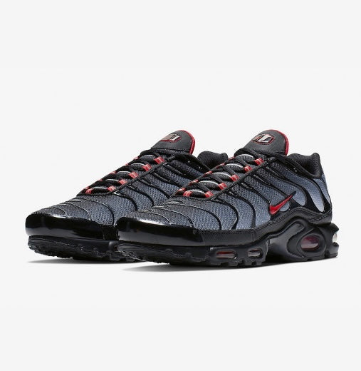 Nike Air Max Plus TN – Black Gradient Red